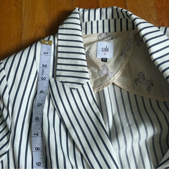 Cabi Blue & White Striped Bell Sleeve Blazer 10 - Picture 5 of 10